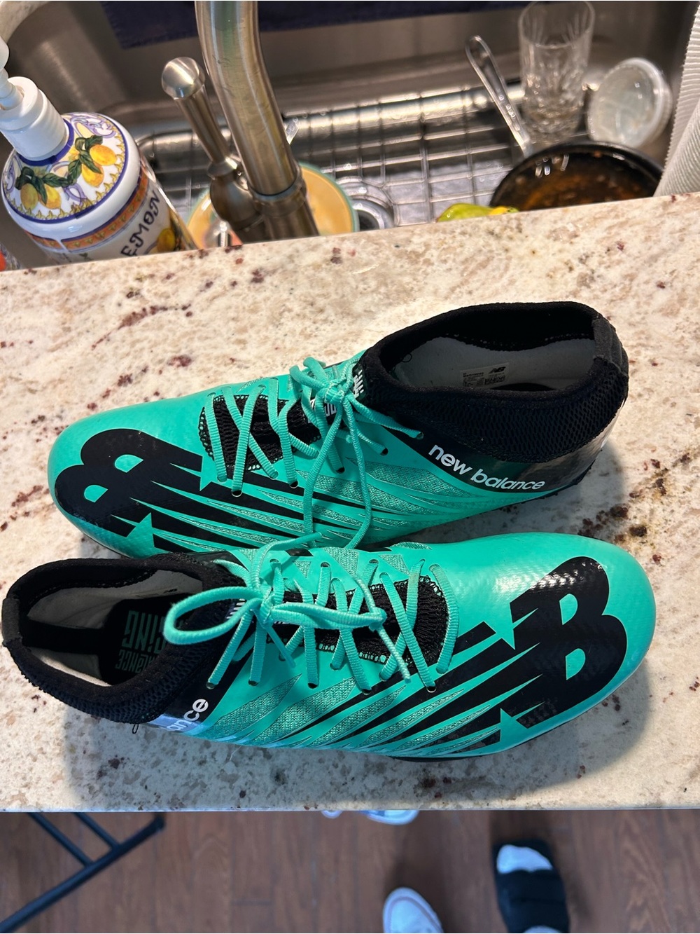 New Balance Racing Track Spikes - Picture 3 of 6